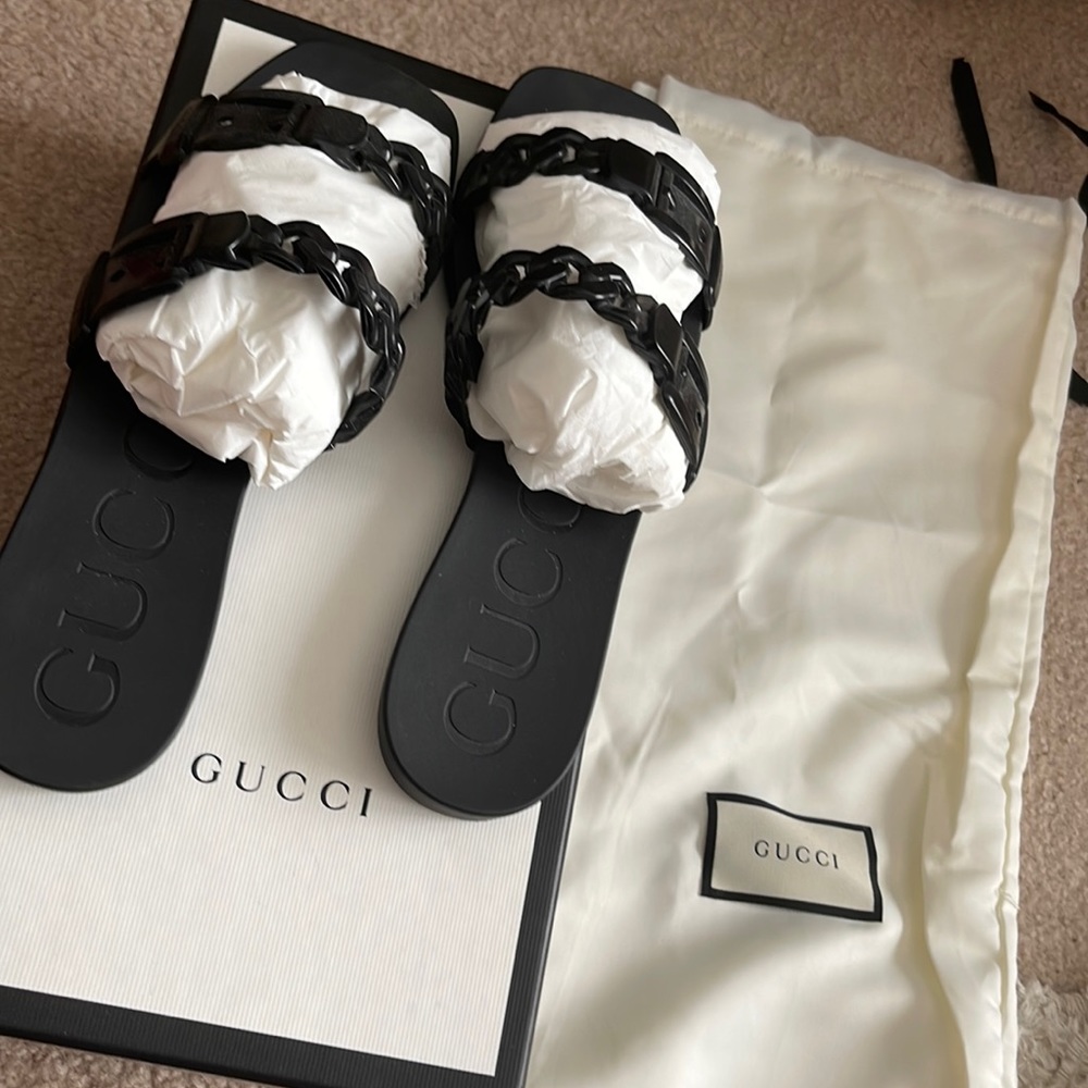 Gucci rubber sandal